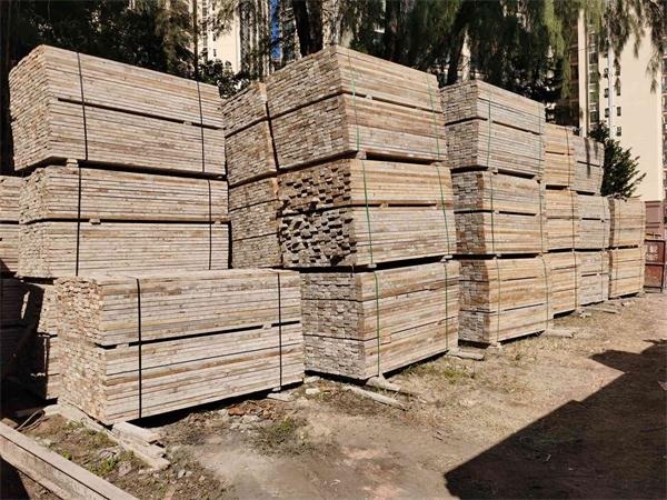 ����ľ�����գ���ُ(g��u)����ľ�����������T(m��n)����